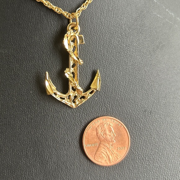 VINTAGE 18K GOLD PLATED ANCHOR NECKLACE 1970’s CHOKER ROPE CHAIN SHIP’S ANCHOR - Picture 2 of 4